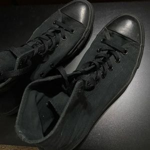 All black converse sz 10